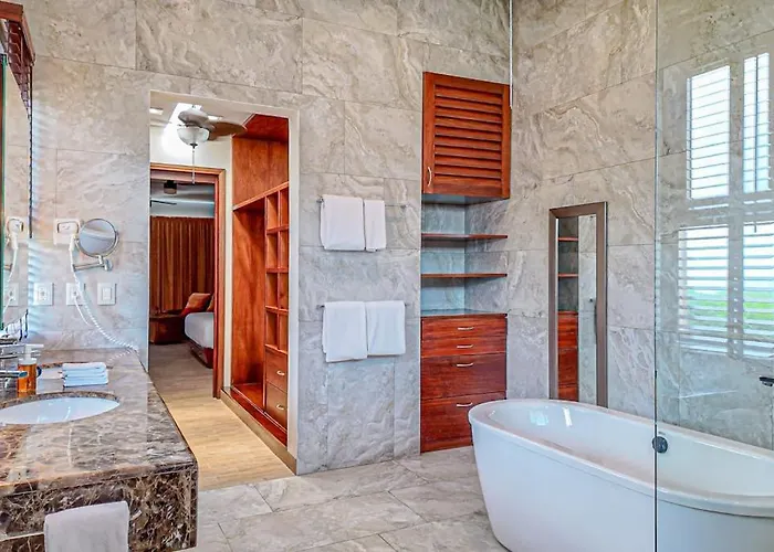 Kibaloma By Andiani Travel Ferienhaus